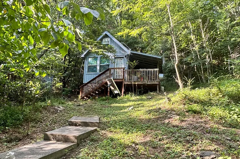 Off-Grid Blue Ridge Parkway Sanctuary: Complete Analysis of Shooting Creek Road Cabin & 7.12 Acres