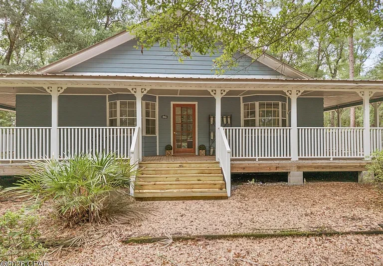 $249,999 Country Home on 5.22 Acres in Caryville, Florida, with an Indoor Pool